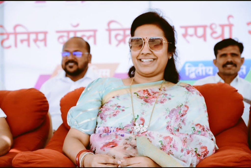 Gadekar_7070's tweet photo. वाढदिवसाच्या खुप खुप शुभेच्छा दिदी..🎉
#सर्वसामान्यांच्या कायम हद्ययस्थ
. 
. 
@of_meghna 
@MeghnaBordikar 
@ramprasadbordi https://t.co/DNplu6zVDg