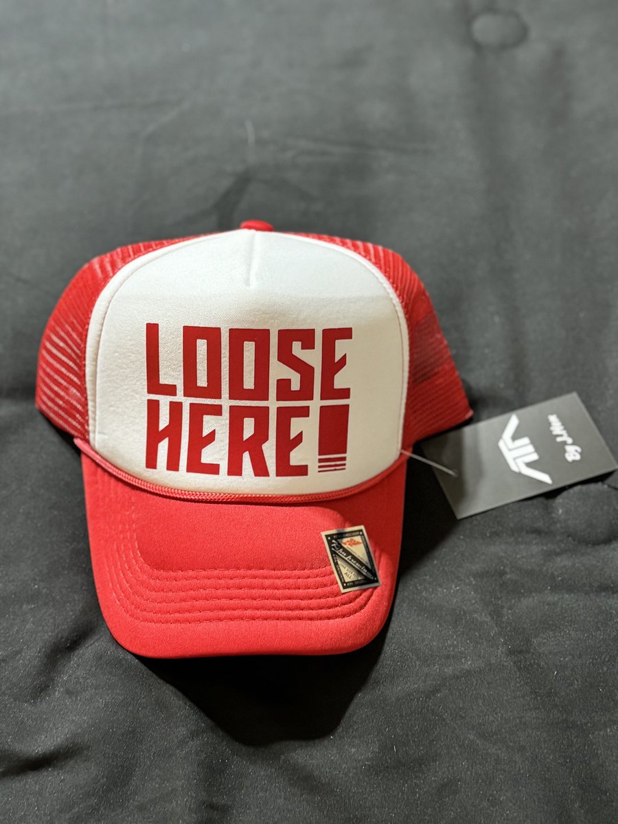AllThingsApprl's tweet photo. Loose Here Trucker Hats are here!!!! @AllThingsApprl &amp; @godfatherrecords Tap in!!! https://t.co/9sbJh9cotA