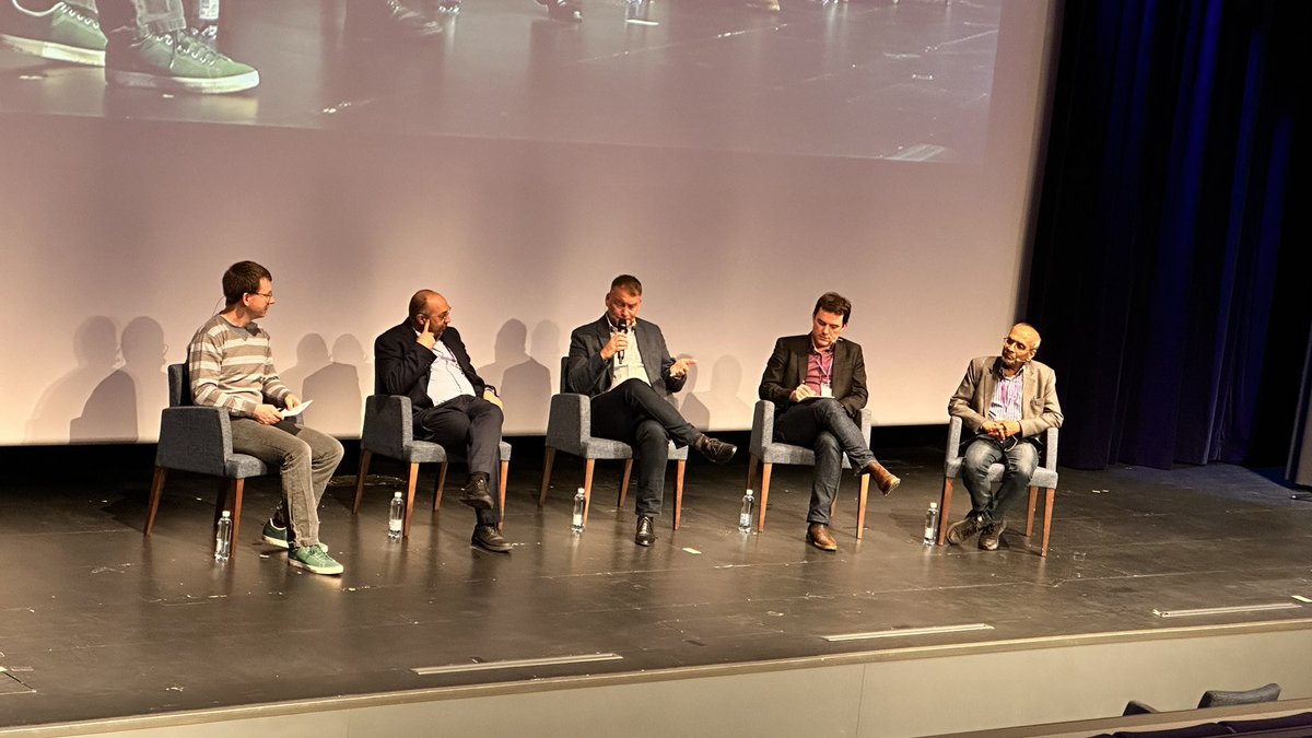 David Boswarthick from ETSI emphasised the need for balance in advancing 6G: prioritise tech that serves real use cases and ensures it’s adaptable for future evolutions. It’s not just about speeding up, but creating value-driven, useful technology for specific markets and moments