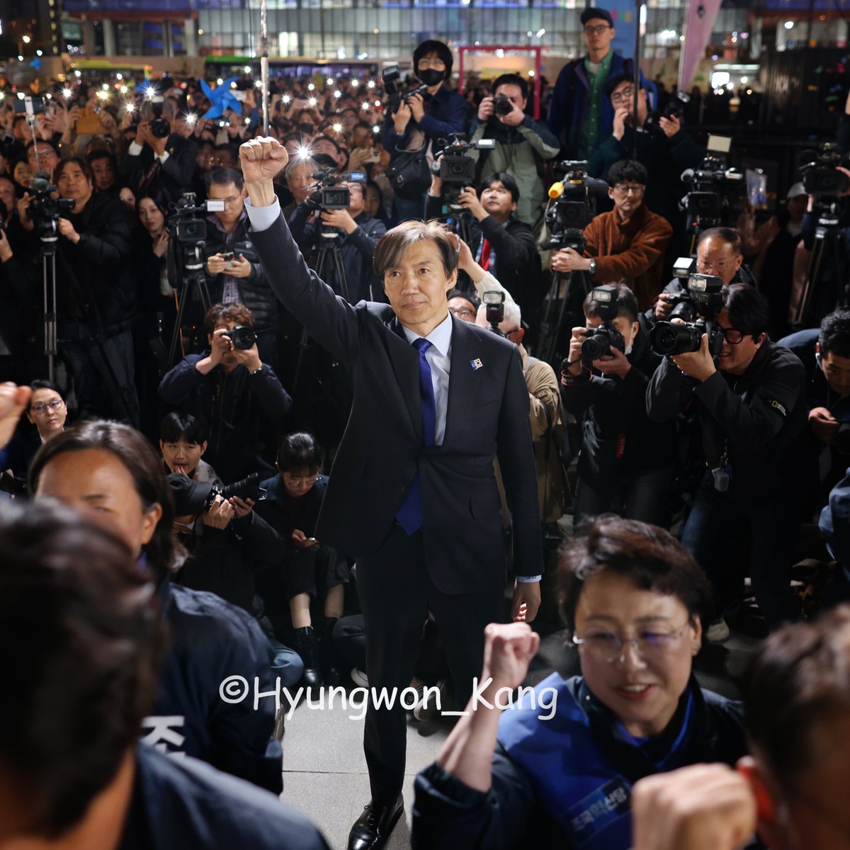 Cho Kuk, the head of the Rebuilding Korea Party shows resolve at the final rally on the eve of the April 10 National Assembly election in Seoul, Korea. Photo © Hyungwon Kang #조국 #조국혁신당 #chokuk #총선 #Korea #NationalAssembly #election2024 #seoul