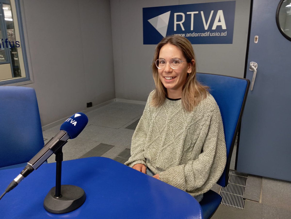 ▶️ Ja estem #endirecte amb el cafè a l'#AvuiseràunbondiaRTVA 🗣️ @gabrielfercoy entrevista la ja exesquiadora de la @FAEAndorra, @MaevaBaux 📻📲 Pots seguir-ho per RNA i andorradifusio.ad 📺 Per ATV avui emetem el @ConsellGeneral dels Joves