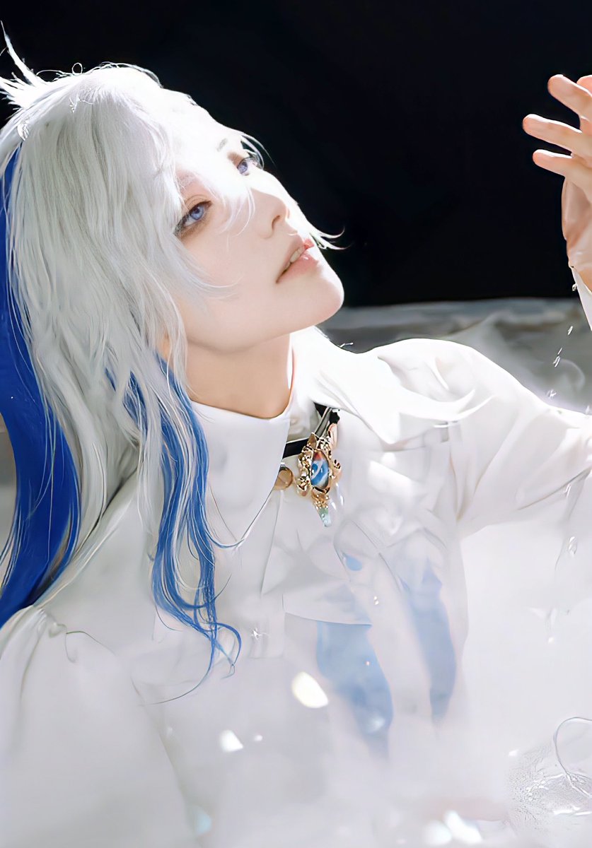 qingming_ming's tweet photo. 水の味　
#原神コスプレ #ヌヴィレット #genshinimpact #neuvillette https://t.co/vPYE4fp59U