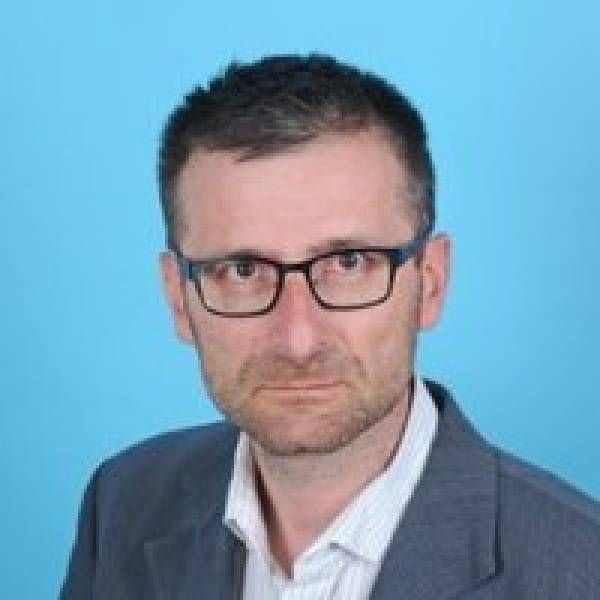 With elections will taking place this June for the European Parliament, ECOO President Dr Matjaž Mihelčič reflects on why it is important to promote eye health and vision to politicians and policy makers. buff.ly/3vM2hry