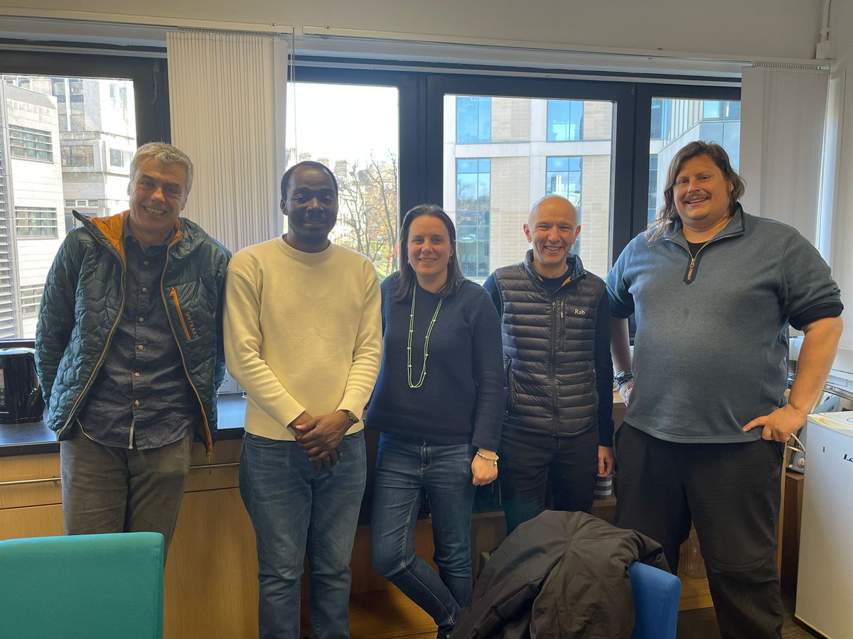 ##proudsupervisor moment, @KJDanjuma passed his viva yesterday 🥳 Danjuma done some great work on autonated v manual mapping of fluvial systems. Thanks to Martin Stokes and @daviebrown1978 for examining. @UofGGES