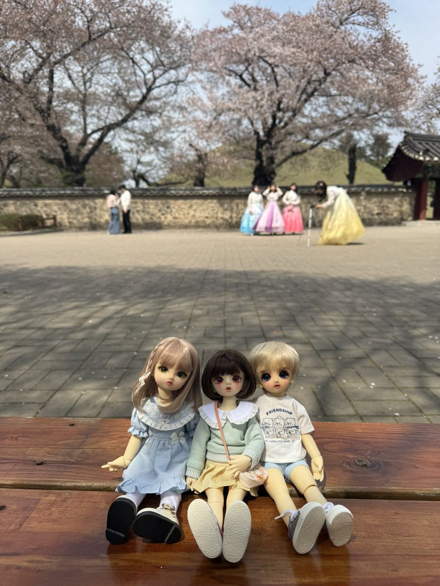 경주 여행 중~

<a href="/dd_eoo/">떠 ( ´▽｀)</a> 
<a href="/minttulip/">이이(ˊ•͈ ◡ •͈ˋ)</a> 
<a href="/na_hiraring/">🦁히라링🦁</a>