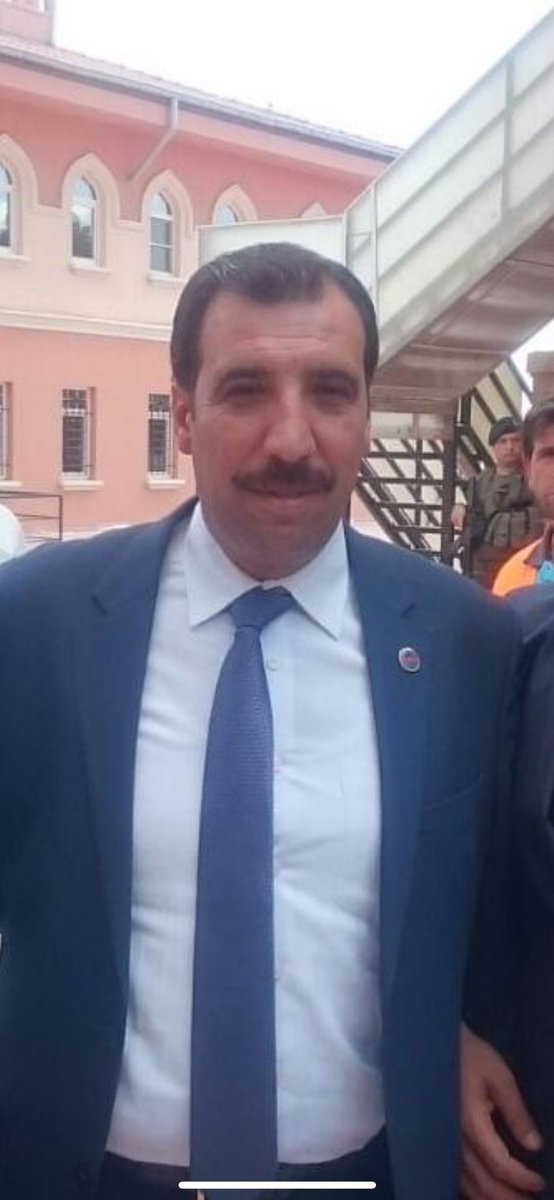 Ramazan Bayramınız mübarek olsun, sevdiklerinizle birlikte huzurlu ve mutlu bir bayram geçirmenizi dilerim.