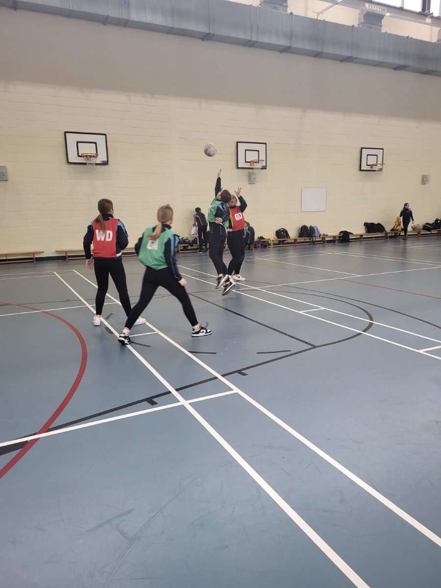 The Year 8 and 9 Netball teams participated in a fun end of season netball tournament.  Well done to 'Team Blue' for winning the tournament.  Congratulations to all our Netball teams for a fantastic season!