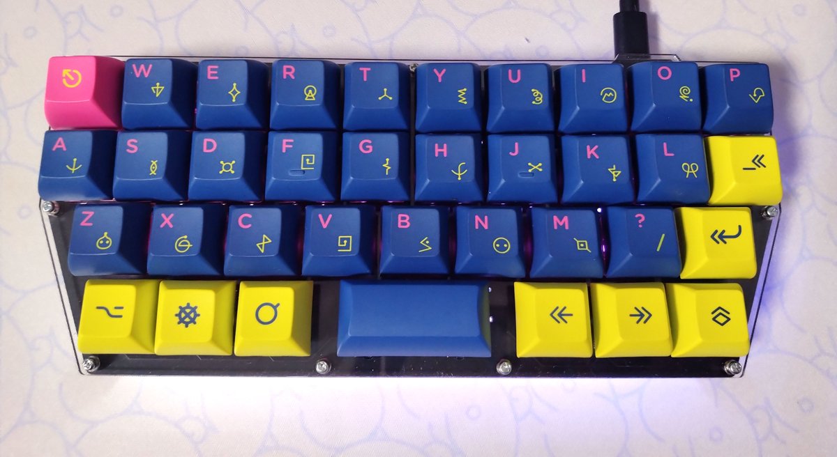 keyboard: AlphaRain36 
keycaps: KAT Slurp 
switch: KTT Matcha、C3 Dragon Fruit
#KEEB_PD #KEEB_PD_R193