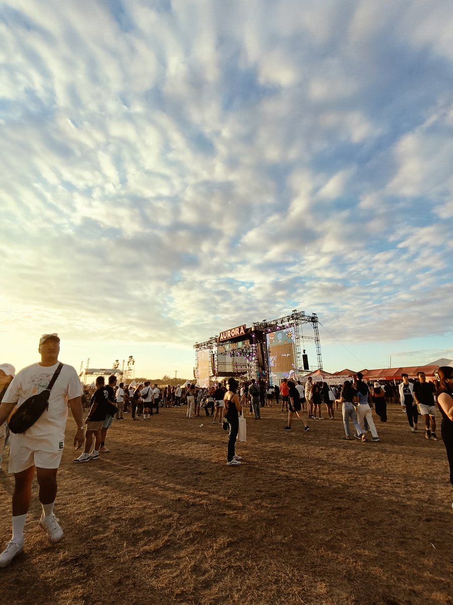 wearelifeintech's tweet image. #realme12Plus camera samples anyone? realme and TechLife brought us to Pampanga to check out the #AuroraMusicFestival, so we wanted to capture some cool moments with the phone!
  
#ASummerToRemember #TechLifexAuroraMusicFestival #LiTTmedia
