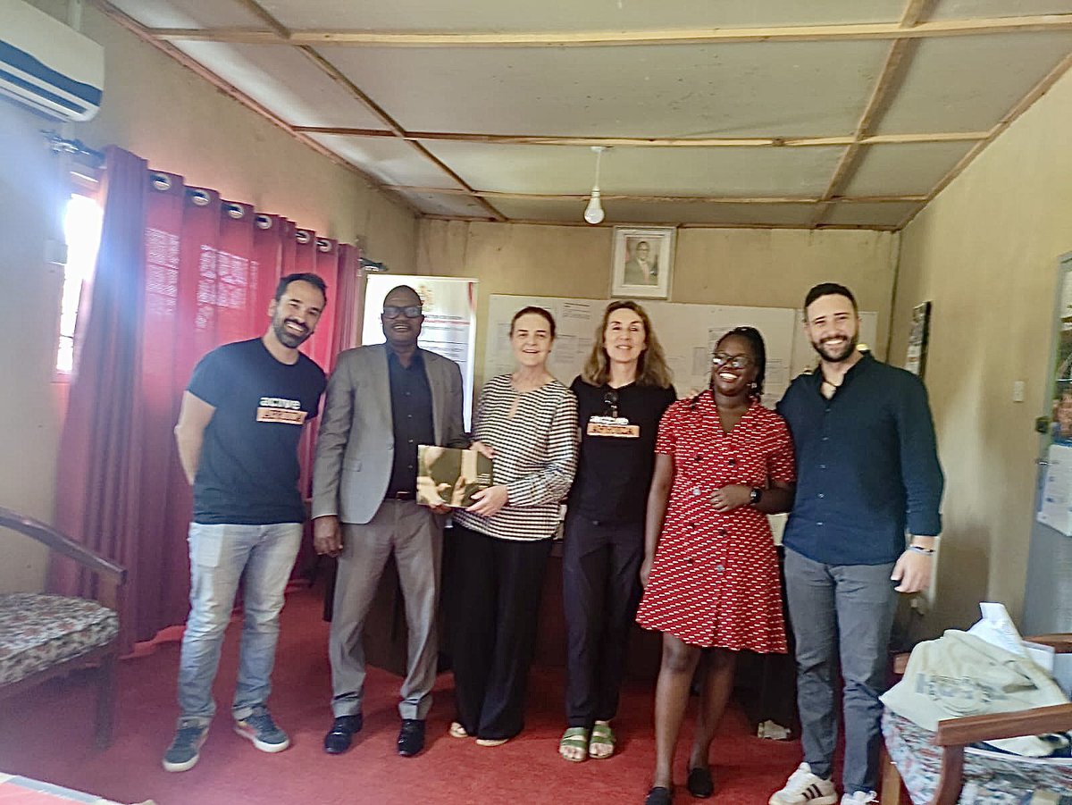 […]Ayer viajamos hasta Kasungu para hablar con el director general de la zona, Mr Billy Banda. Fue una entrevista muy productiva que nos permite conocer más a fondo los planes y proyectos del estado y así poder alinearnos con sus objetivos[…]👇🏼

#ActiveAfrica #Malawi #education