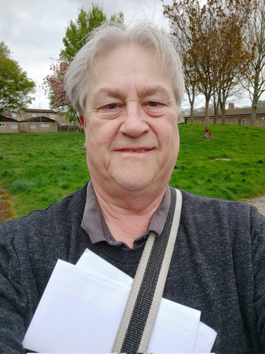 Great to be out around #Danesholme yesterday delivering letters to voters on behalf of @SavageGunn the #libdems candidate for #PFCC in #Northamptonshire #libdemdelivery