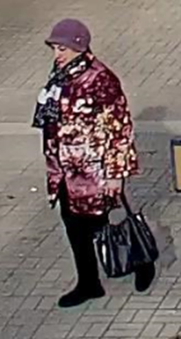 Valsts_policija's tweet photo. #policijameklē attēlos redzamās sievietes, kuras 2.martā ap plkst. 13.20 Jelgavā, ļaunprātīgi un ar viltu, izmantojot uzticēšanos, izkrāpa 15 000 eiro lielus naudas līdzekļus no 1938.g. dzimušas sievietes.
Aicinām atpazīšanas gadījumā zvanīt 63004251 . https://t.co/MbhV8u1zdh