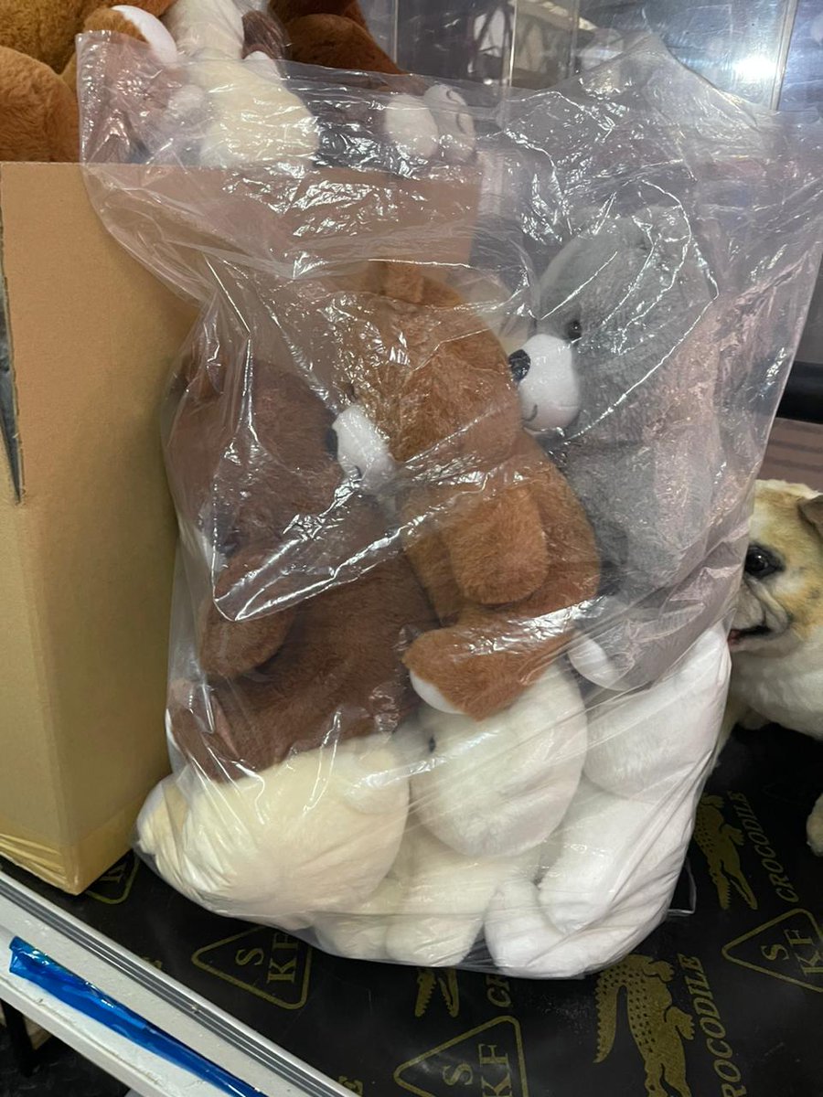 Excited to see this sample teddy bears from a manufacturer in Pampanga because I want to support our locals & I love to sell stuffed toys since I sold many in the United States.

Iba talaga ang galing ng pinoy

My online business also has a supplier from Makati

#SupportLocals