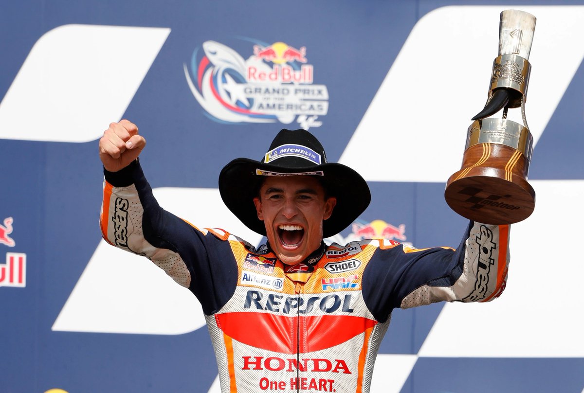 bar_tv's tweet photo. 👑 ¿Volverá a su trono el Rey de Austin?

🏅 Su último triunfo en MotoGP fue en 2021 en Estados Unidos
🏍️ Ha ganado 7⃣ veces en este circuito 

🚨 ¡Sigue la carrera del domingo a las 21h en #BarTV! https://t.co/wEMRw9PpPB