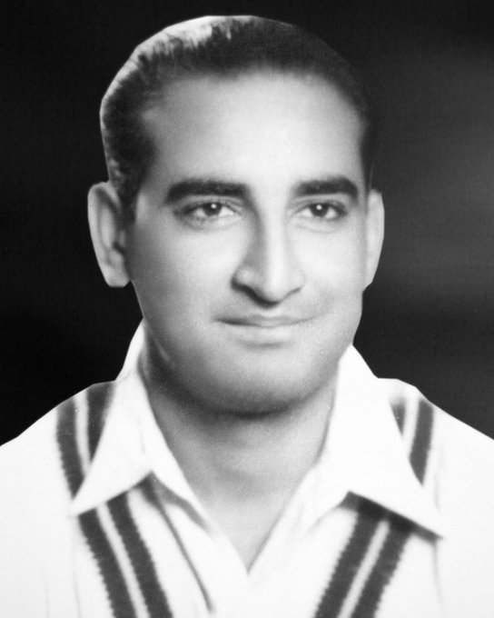 Remembering Shujauddin on his birth anniversary. The left-arm spinner featured in 101 first-class matches, taking 319 wickets. He also represented Pakistan in 19 Test matches.