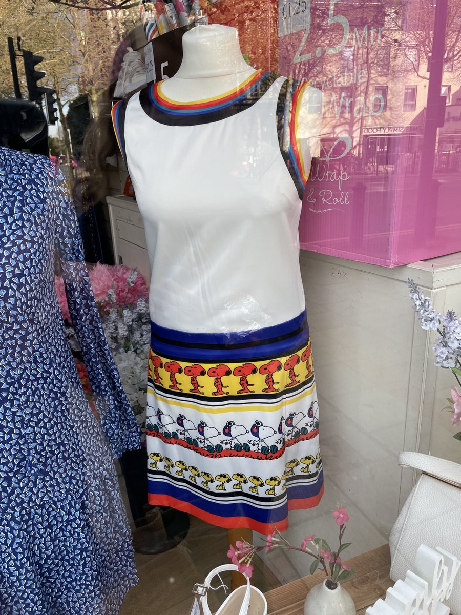 Saw this most excellent dress in the window of Barnardo’s in Wanstead last night. Far too small for me. Would be perfect for 15 yr old but she took one look and refused. Oh to be able to swap bodies.