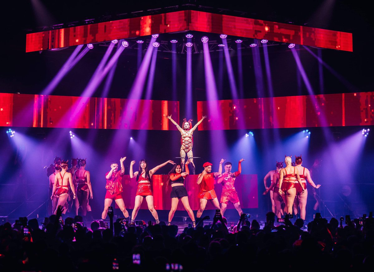 Take be back to the <a href="/sydneymardigras/">Sydney Gay and Lesbian Mardi Gras</a> Community After Party performance