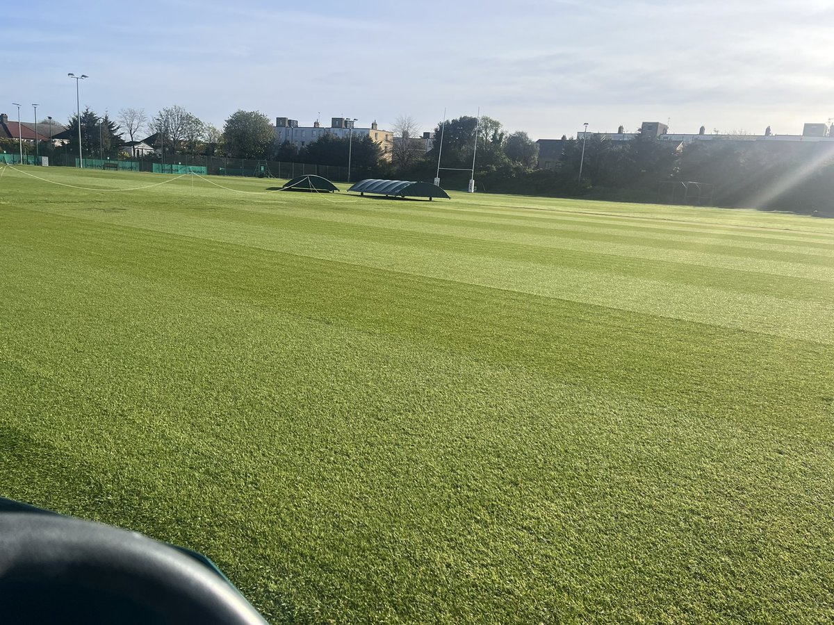 Us Groundsman love a moan but when we have mornings like this it is hard to not feel lucky #HardWorkPaysOff @BHSportsClub @blackheathcc @thegma_ @turfcareblog