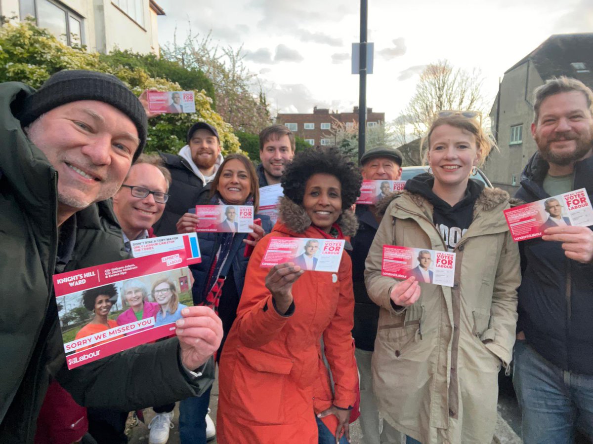 Great evening knocking doors in Knights Hill for @SadiqKhan & fantastic by-election candidate @EmmaLNye with our @LambethLabour & @KnightsHillLab colleagues!