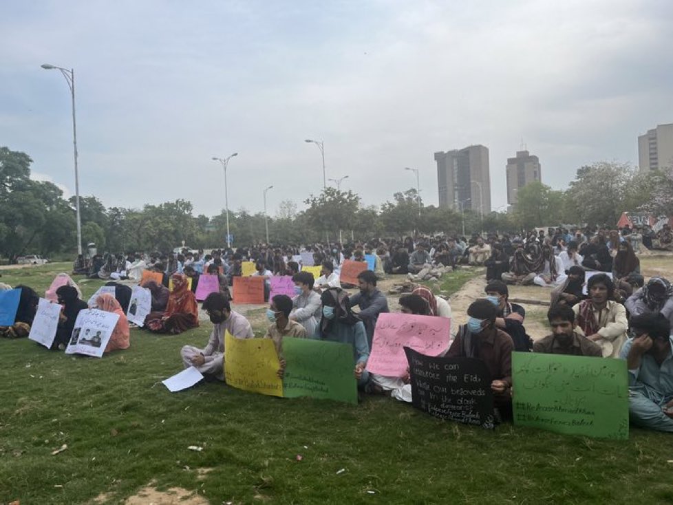 Baloch students protest on EID day for their missing loved ones !!!