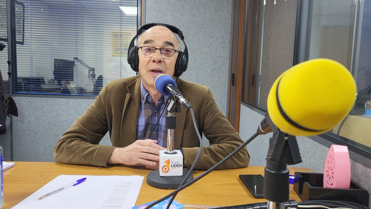 "O debate non é 'eólicos si ou non', o debate é 'eólicos como'. Co BNG á fronte da Consellaría de Industria, Galiza lideraba a produción eólica. Despois da anulación ilegal do concurso do bipartito, feita pola Xunta do PP, deixou de liderala".

<a href="/jorqueracaselas/">Francisco Jorquera</a> en @radio_lider.