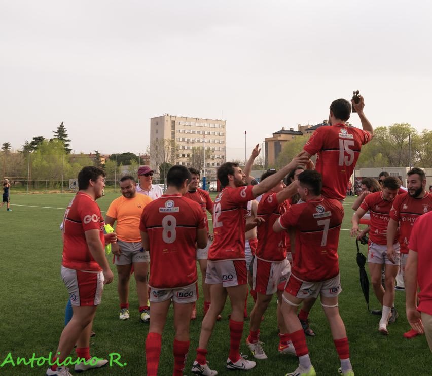 El pasado sábado, Hana Motor hizo entrega del trofeo #JugadorHyundaiHanaMotor al mejor jugador de la temporada de <a href="/clubrugbyalcala/">Club Rugby Alcalá</a> 🏉

¡Enhorabuena! 🏆💪🏽