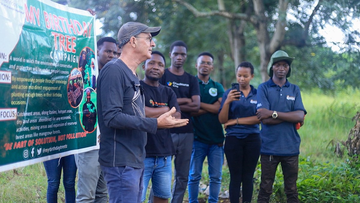 🌳 APOPO's #HeroTREEs initiative kicked off another tree-planting project, teaming up with My Birthday Tree + 60 passionate students from @SokoineU, we planted 1,435 trees of 23 indigenous species. bit.ly/4aNW79f #GreeningAPOPO #ClimateAction #SyntropicAgroforestry