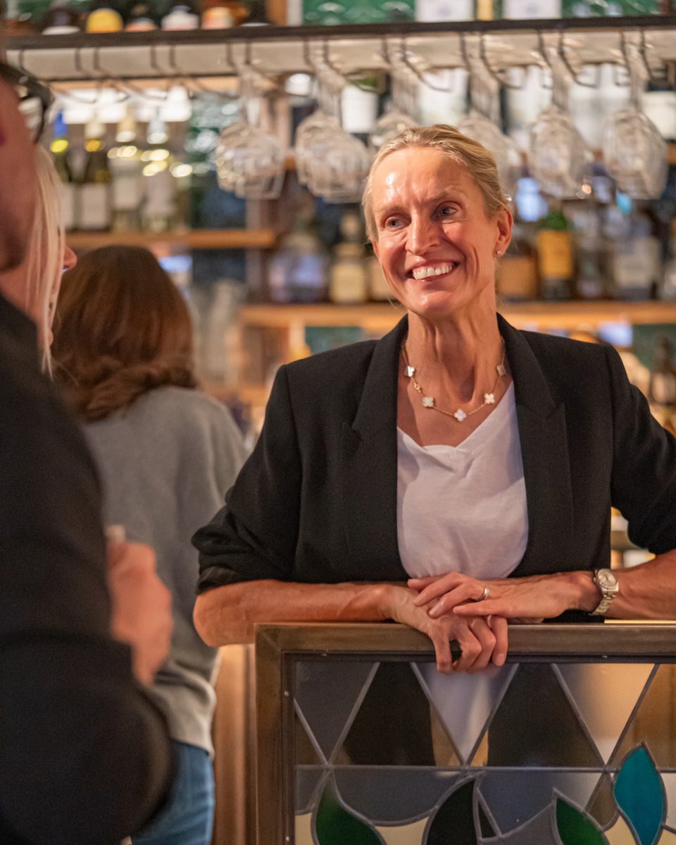 Harry's Restaurant tweet media