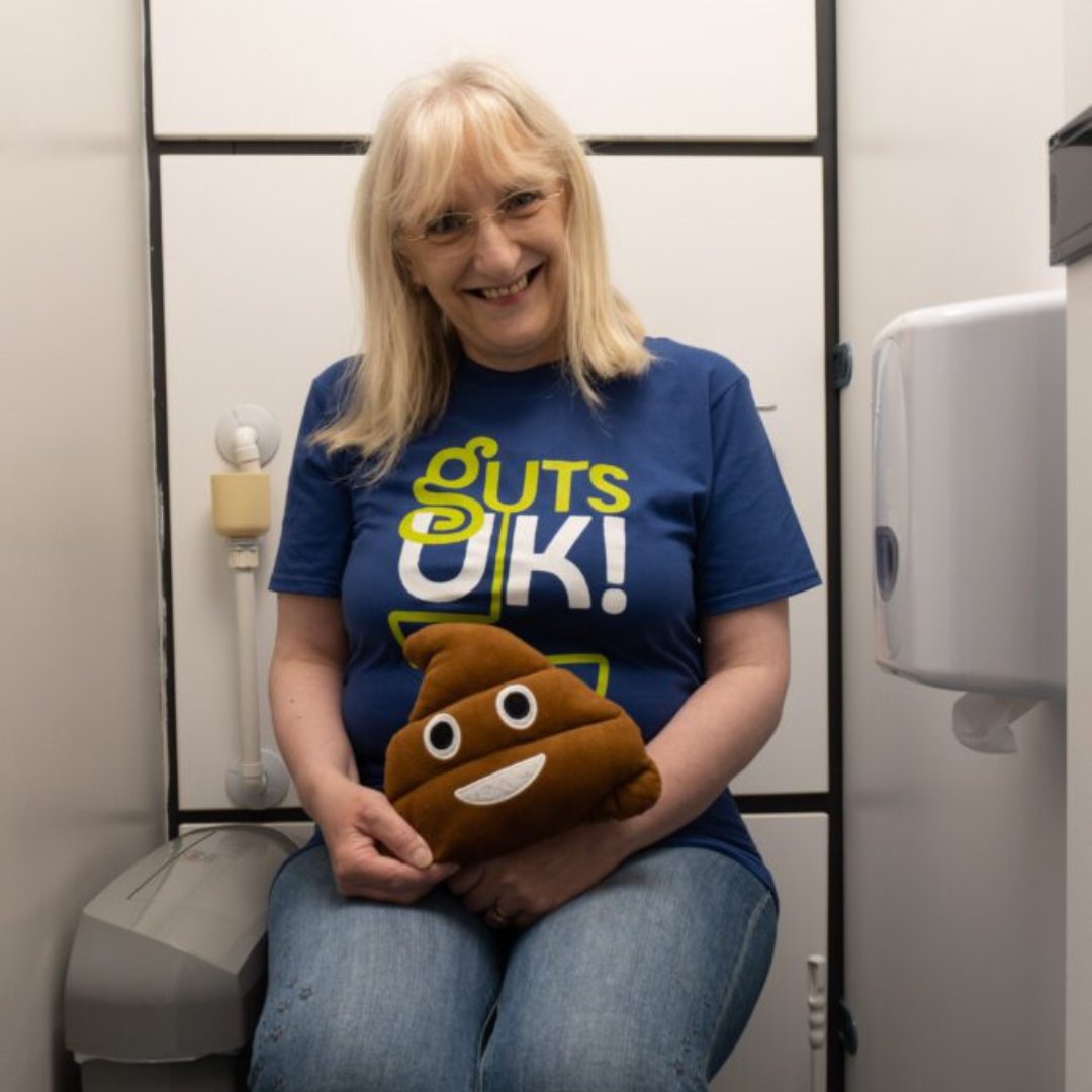 Julie shares her functional dyspepsia and Irritable Bowel Syndrome (IBS) story with Guts UK. She is also our Information Manager and a healthcare professional by background. (🧵1/12)