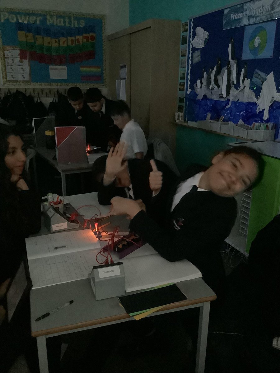 Year 6 enjoyed getting hands-on with light meters! Before the holidays, they explored how voltage affects the brightness of bulbs in an electric circuit. ⚡️ #STEMlearning #ScienceIsFun #Electricity