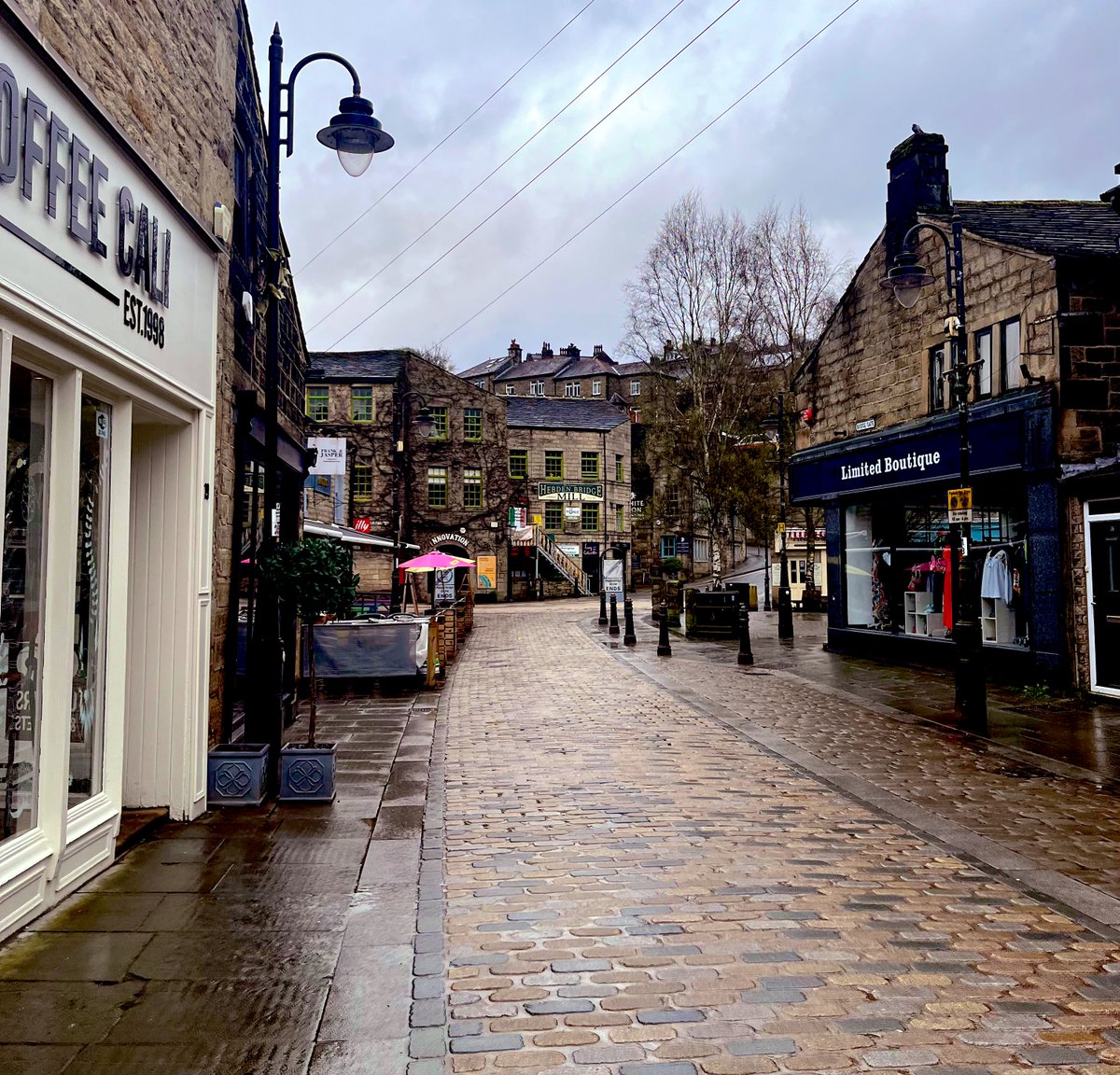 Another day exploring the beautiful Hebden Bridge region. We have it all to ourselves mind thanks to the weather. 🌧️👍🏻