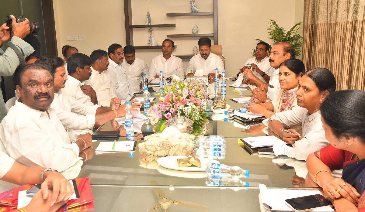 Bhongir parliamentary constituency at MLA Komatireddy Rajagopal Reddy’s house in Jubilee Hills was attended by CM Revanth Reddy & Candidate Chamala Kiran Kumar Reddy