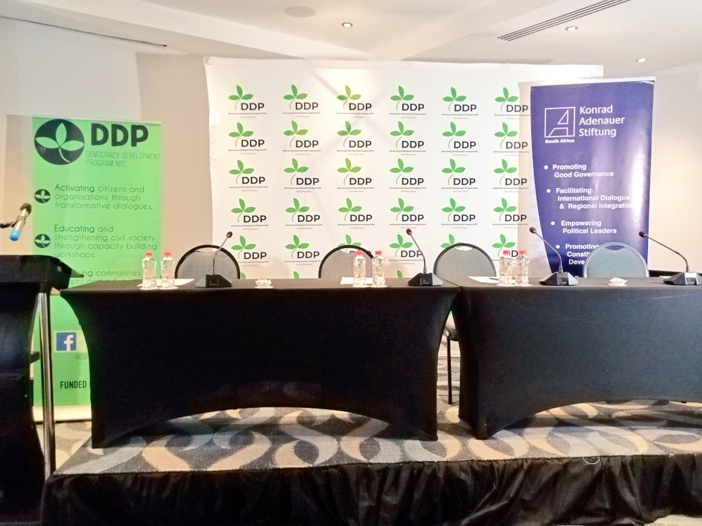 rogersfeed's tweet photo. Looking forward to panel discussion and presenting @BuildOneSA offer advocating for localised policing. We're talking safety, effective governance and rooting out corruption! #DevDemocracyProgram #VoteBOSA2024 #PanelDiscussion #KZN @MmusiMaimane https://t.co/ZIxzotjLHg