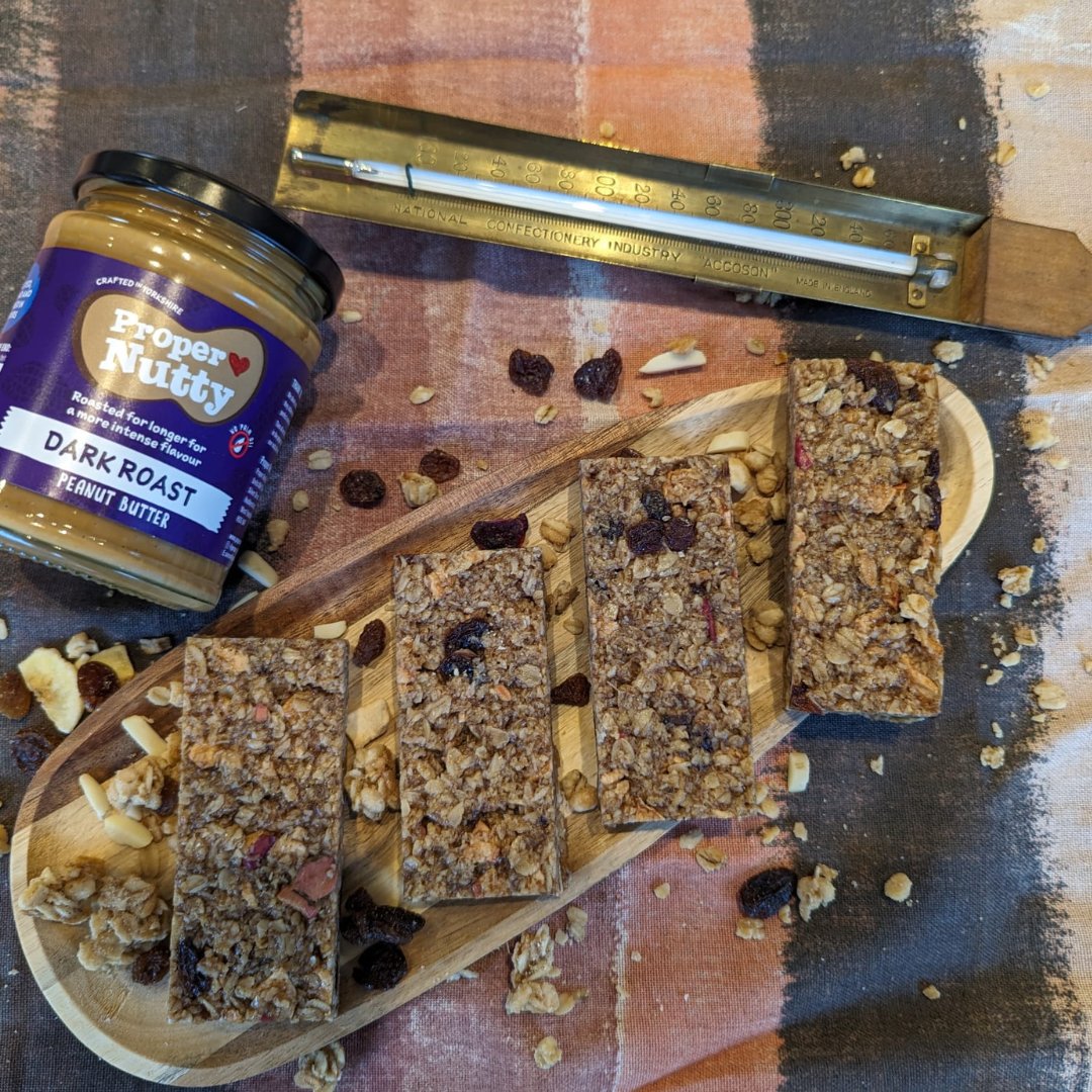 One Minute Brief of the Day:
Create posters to shout across social media about <a href="/Proper_Nutty/">Proper Nutty</a>'s brand new 'Dark Roast' flavour! #ProperNutty

Full brief: bankofcreativity.co.uk/blog/omb-prope…

£100 cash for today’s winner and a hamper of Proper Nutty goodies!!

RETWEET!! 🥜