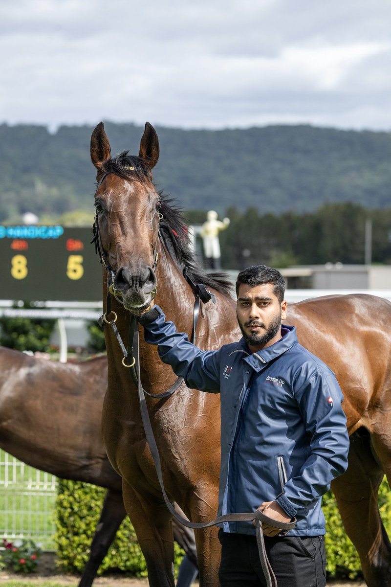 🟢🟡SEASCAPE🟢🟡 Toyed with her rivals @gosford_races. 

Piloted by @TomMarquand the pair led all the way to break her maiden by an impressive 5 lengths.

This stylish daughter of I Am Invincible looks to have plenty more up her sleeve.

Congratulations to Fairway Thoroughbreds!