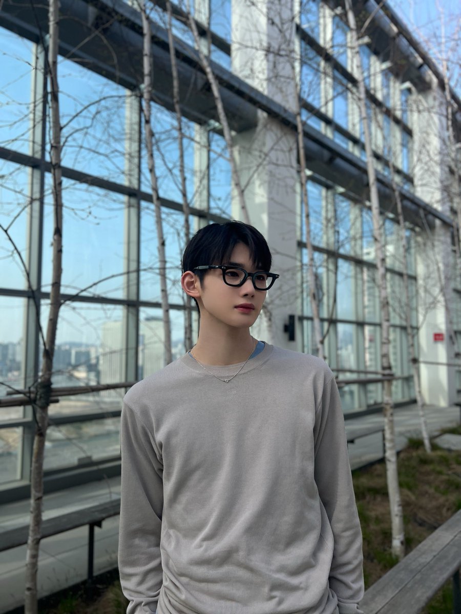 andTEAM_members's tweet photo. 시원하게🎐

涼しい🎐

#andTEAM #JO https://t.co/ooxcJWnMxI