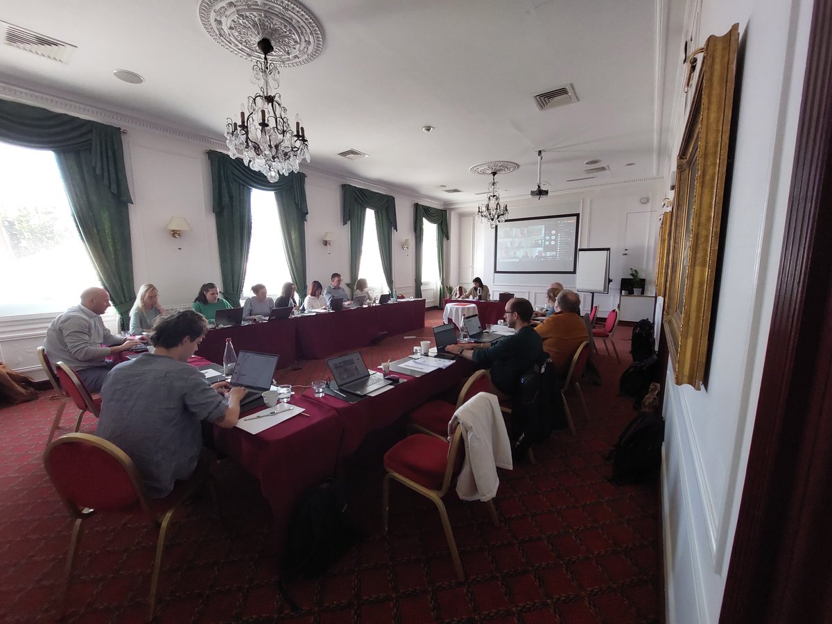 DemoBLogProject's tweet image. We&apos;re starting off our yearly consortium meeting by presenting the #DigitalBuilgingLogbook pilots to the members of our advisory board👩‍💼

Their input is key for the development of the pilots in #DemoBLog and to exchange views and knowledge across the #EU 🇪🇺

#HorizonEU