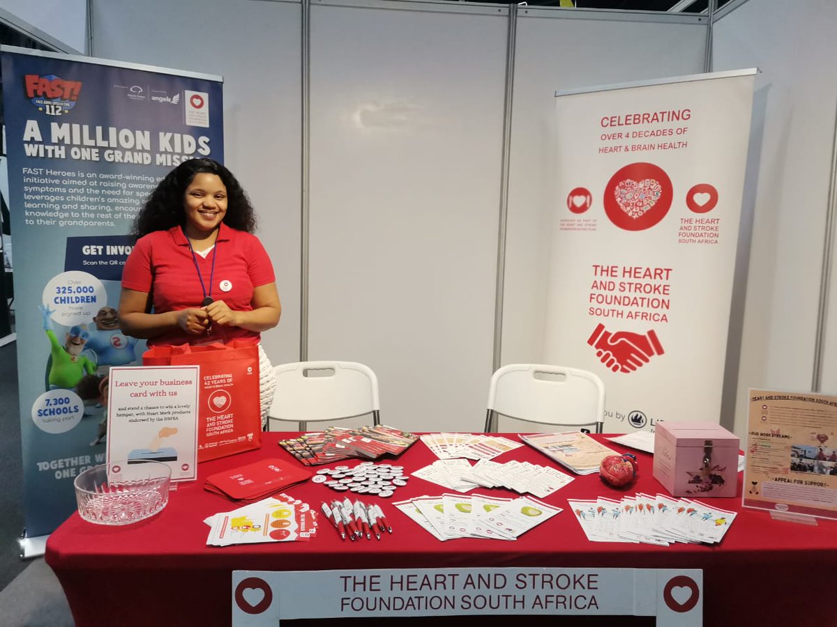 Our Cape Town team out at the Two Oceans Marathon Expo, Grand West ❤️🧠.