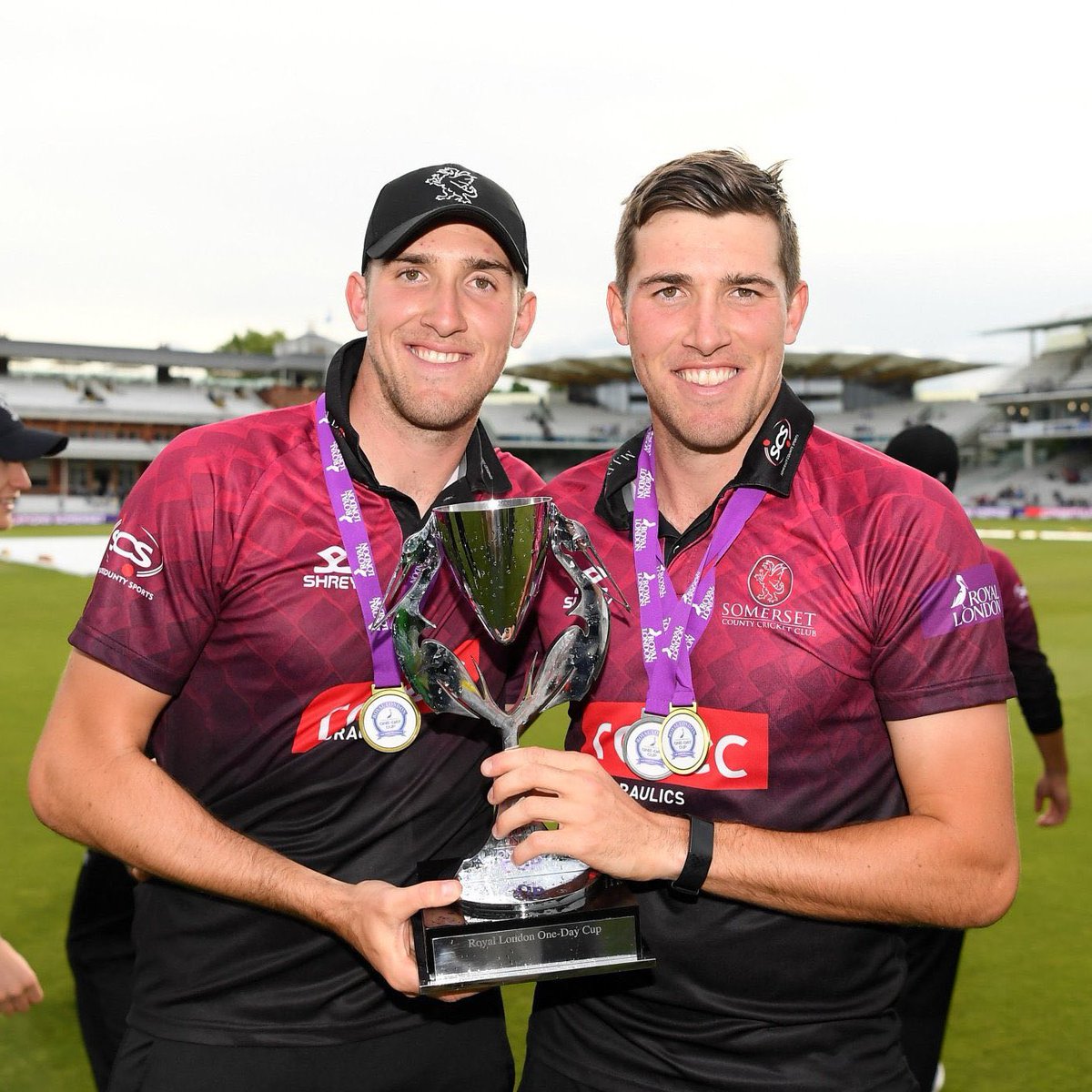 Wishing a very Happy 30th Birthday to both Craig and Jamie Overton 🎉🎉 #WeAreSomerset @craigoverton12 x @JamieOverton