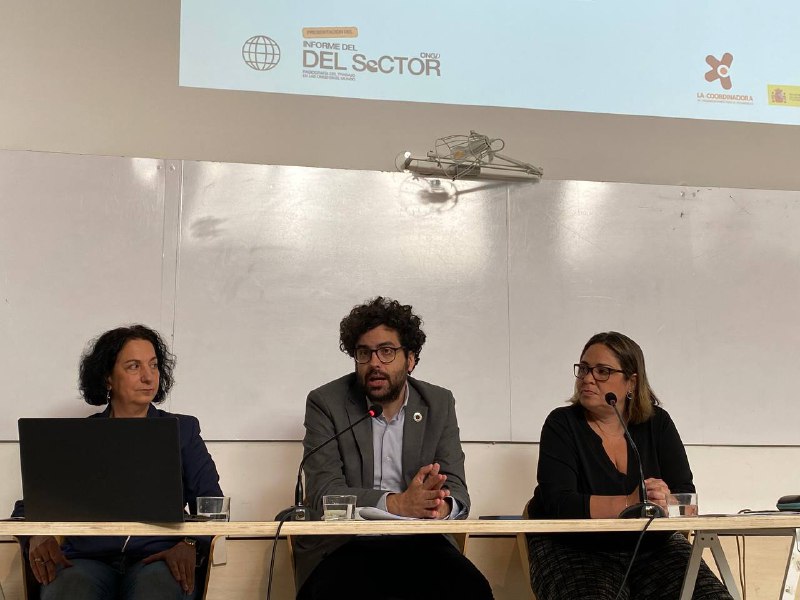 . @Anton_leis, director de la @AECID pone en valor el papel de las ONG en la política publica de cooperación 'Son actores clave en el sistema de cooperación para el desarrollo en España y como socias preferentes de la AECID' 🎥youtube.com/watch?v=0H59uN…