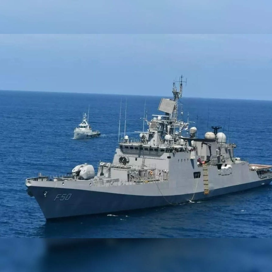 Chinese spy ships, including Xiang Yang Hong 01 and 03, spotted in Indian Ocean, near Andaman Islands and Maldives. Indian Navy monitoring.

Read more on shorts91.com/category/defen…

#ChineseSpyShips #IndianOcean #AndamanIslands #Maldives #IndianNavy