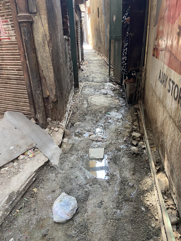 Syed Suhail🇮🇳 (@imsyedsuhail) on Twitter photo Since the arrest of <a href="/ArvindKejriwal/">Arvind Kejriwal</a> the <a href="/AamAadmiParty/">AAP</a> government in Delhi has almost stopped functioning & so has the <a href="/MCD_Delhi/">Municipal Corporation of Delhi</a> . Despite repeated reminders, this is the state of lanes in Ballimaran constituency at the onset of Eid.
<a href="/ImranHussaain/">Imran Hussain इमरान हुसैन</a> <a href="/SanjayAzadSln/">Sanjay Singh AAP</a> Since the arrest of <a href="/ArvindKejriwal/">Arvind Kejriwal</a> the <a href="/AamAadmiParty/">AAP</a> government in Delhi has almost stopped functioning & so has the <a href="/MCD_Delhi/">Municipal Corporation of Delhi</a> . Despite repeated reminders, this is the state of lanes in Ballimaran constituency at the onset of Eid.
<a href="/ImranHussaain/">Imran Hussain इमरान हुसैन</a> <a href="/SanjayAzadSln/">Sanjay Singh AAP</a>