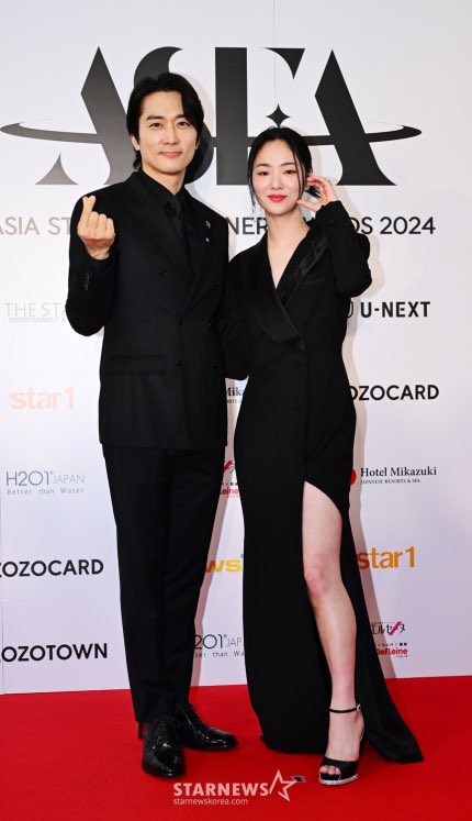 GKymspHasAAZvVN?format=jpg&name=900x900