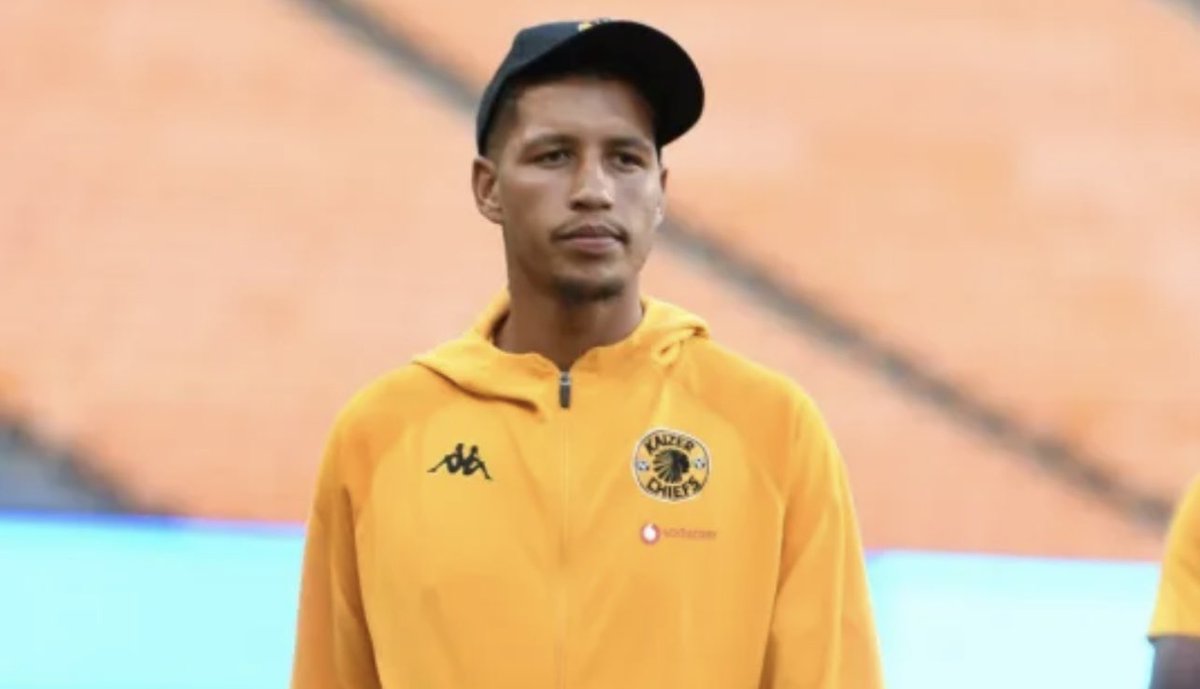 ‼️6 suspects arrested in the murder of Kaizer Chiefs Defender, Luke Fleurs‼️ The 24 yr old was driving a red VW Golf 8 GTI when he was gunned down at a petrol station on 14th Avenue, JHB. Suspects were arrested in Soweto. Fleurs’ now stripped vehicle has been recovered.