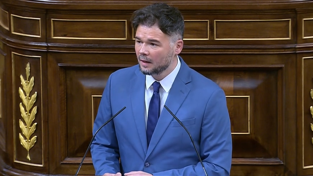 'Con Putin sólo se puede empatar', dice @gabrielrufian. No es un deseo, es su diagnóstico de la realidad, por lo que apuesta por la diplomacia y acabar de una vez con la guerra en Ucrania. En su opinión, el 'criminal de guerra' Putin está lejos de perder la guerra.