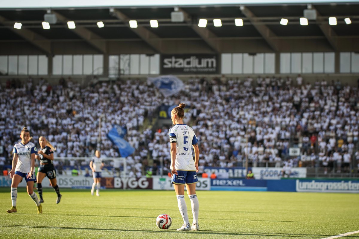 3⃣ dagar kvar till OBOS Damallsvenskans premiär! Se upptaktsträffen som livesänds från 15:00 👇 tv.aftonbladet.se/video/368422/1… ⚪️🔵#ifknorrköping