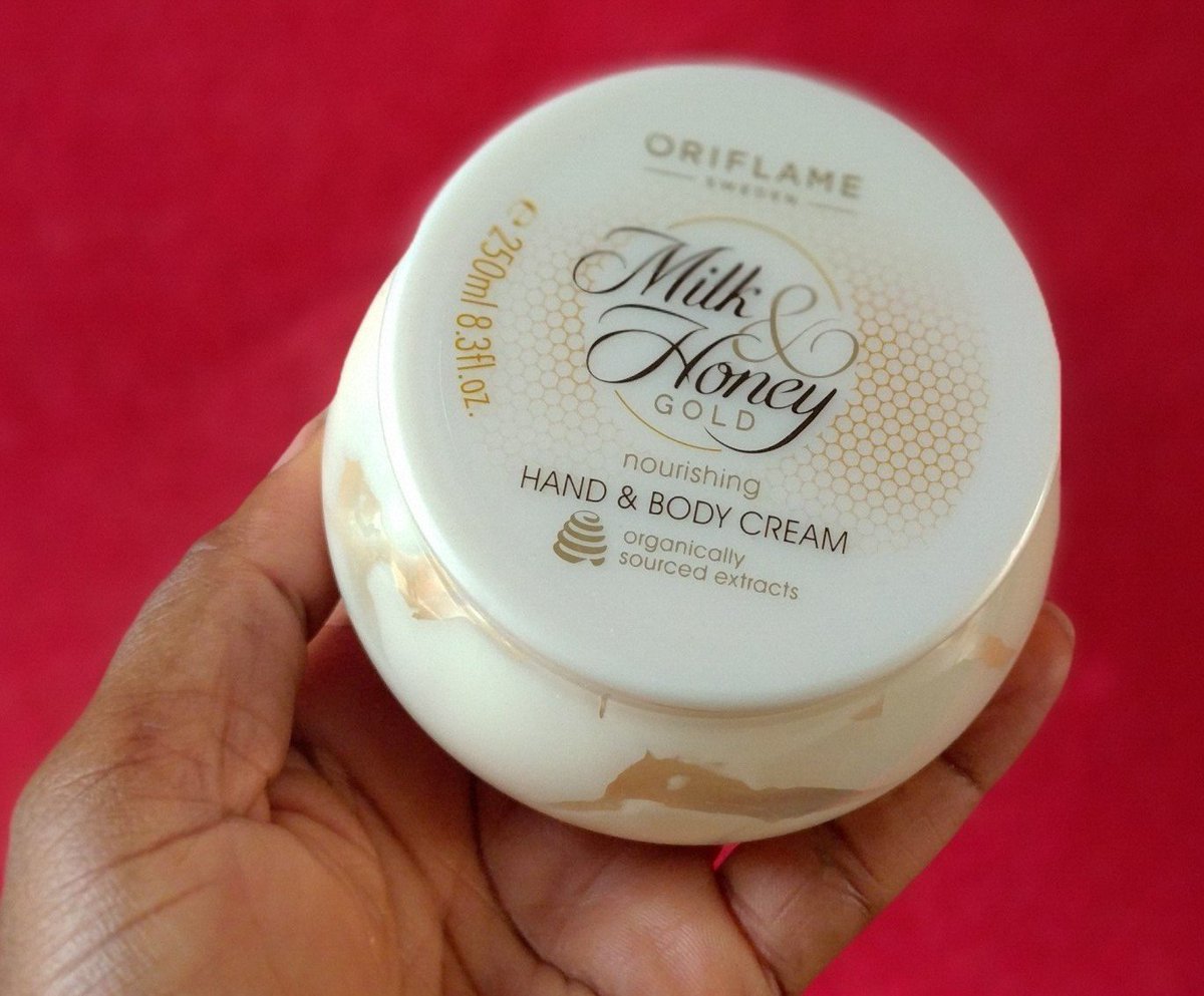 Pamper your skin with nourishing cream that will reveal a smoother, more supple skin that you can't keep your hands off 😊. Enriched with the goodness of milk & honey.

#14,000

Send a dm or WhatsApp wa.me/c/2348061949312

#MilkAndHoneyGold #LuxurySkincare