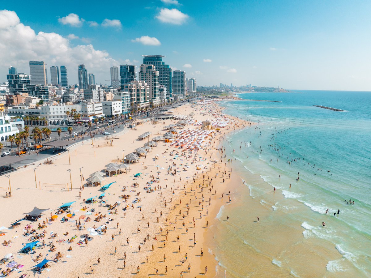 Happy Birthday to our beloved Tel Aviv 🎉🎊❤️ 📸Itay Kedem