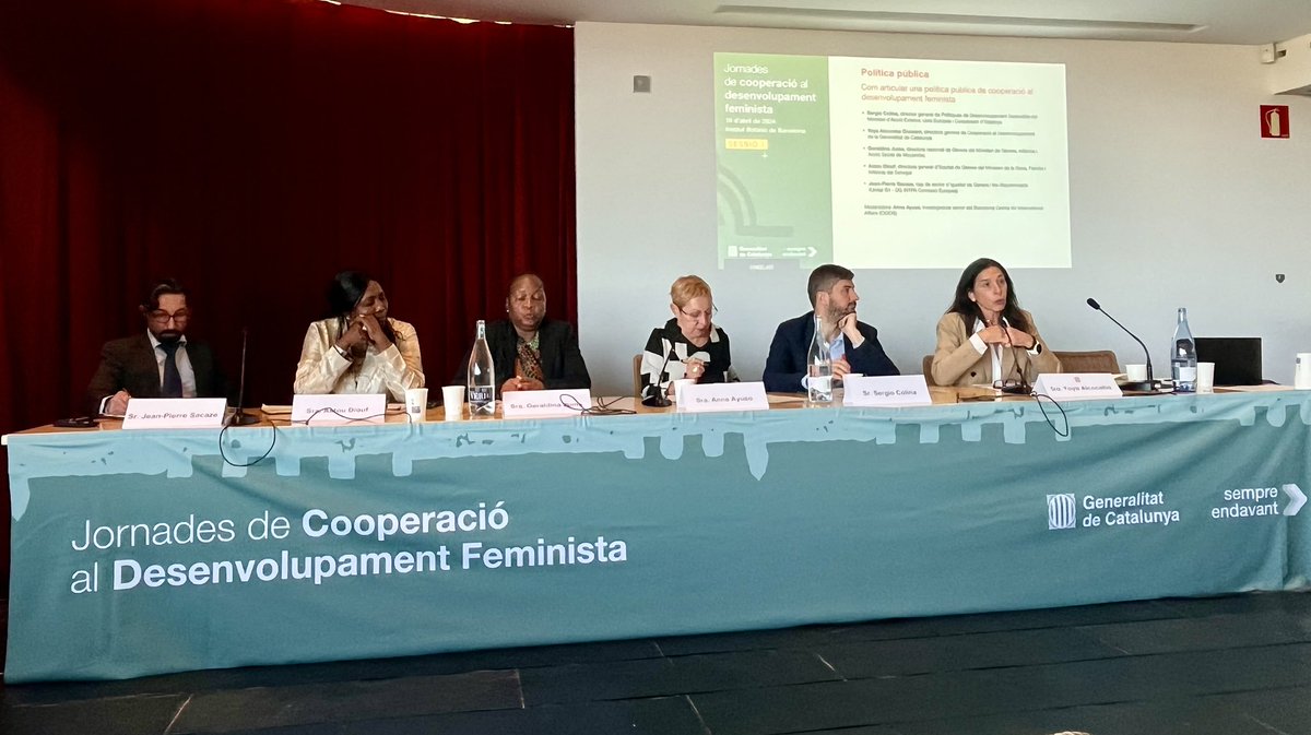 Los enfoques género se han despolitizado. Una política de cooperación feminista se caracteriza por su voluntad transformadora. Mesa redonda con responsables de la institucionales de la cooperación de distintos países.