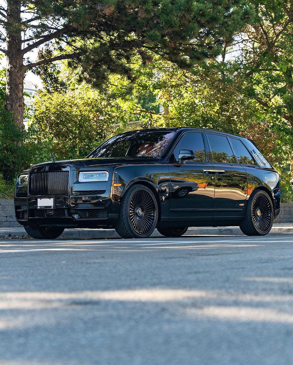 Rolls-Royce Cullinan 💰